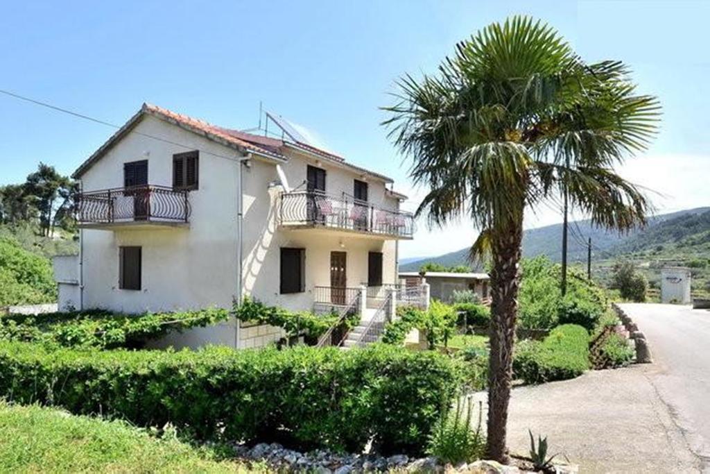 Apartments Vrisnik Jelsa  Bagian luar foto